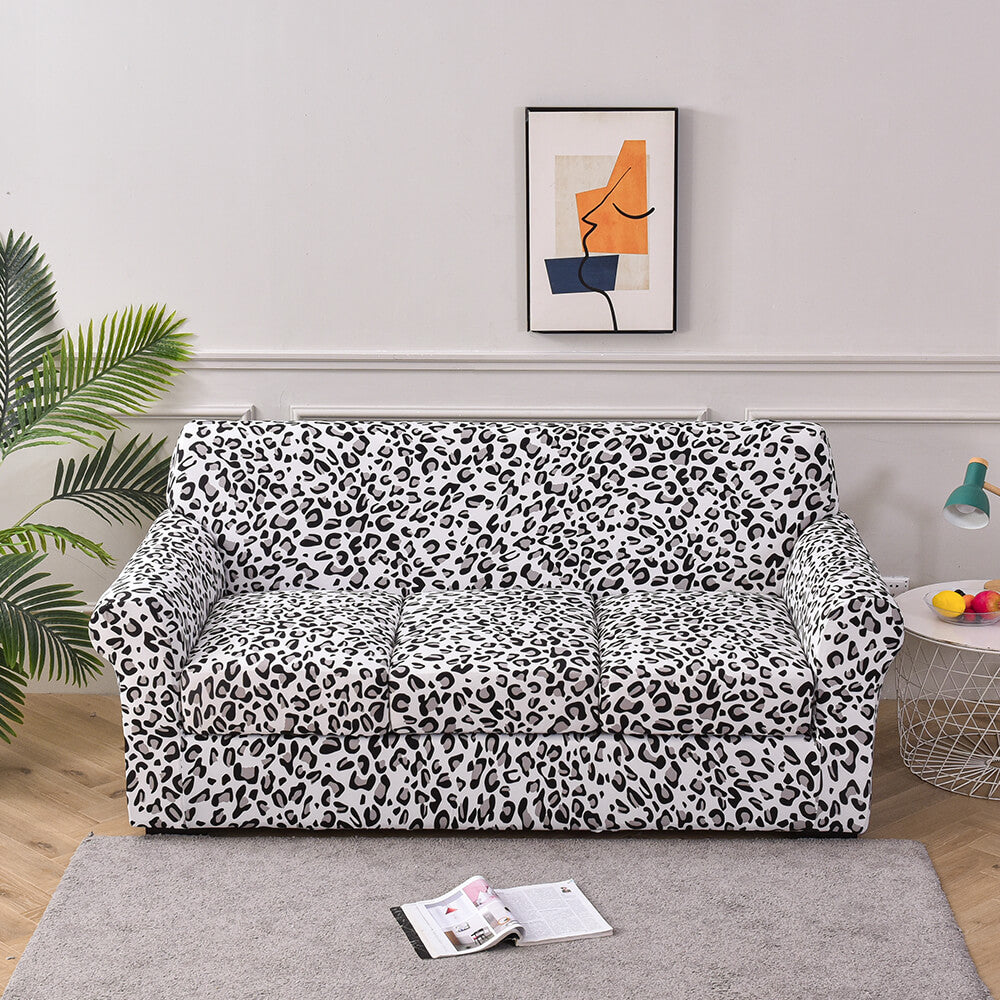 This leopard print loveseat is to die for!
